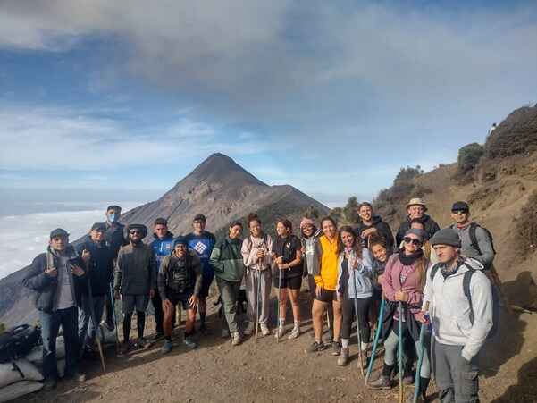 Tour de Camping Volcán Acatenango desde Antigua (49 USD)